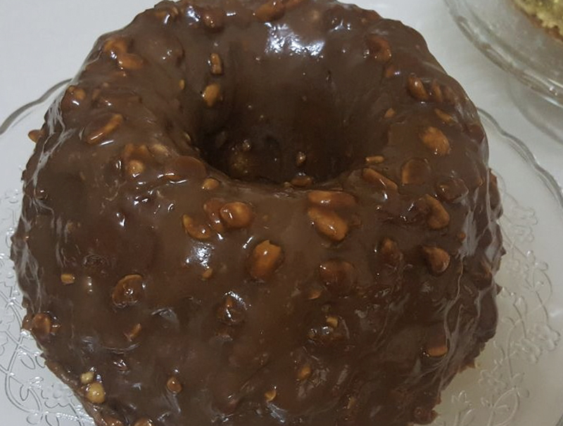 SNICKERS Cake   كيكة السنكرز القالب 