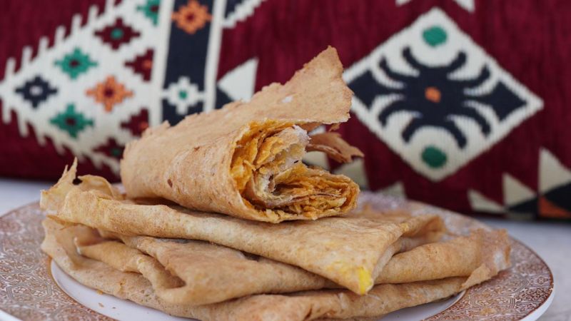 Tortillas sandwich  سندويتش رقاق 