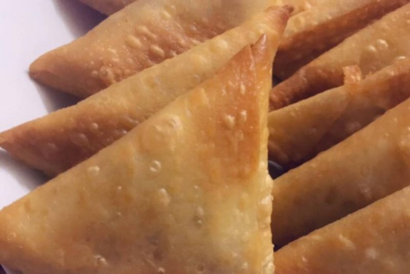 Samosa eggs سمبوسه بيض 