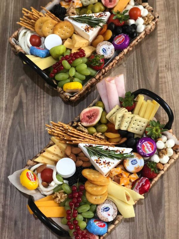 Cheese platter طبق الجبن
